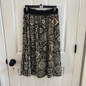 LuLaRoe Black and Cream A-Line Skirt